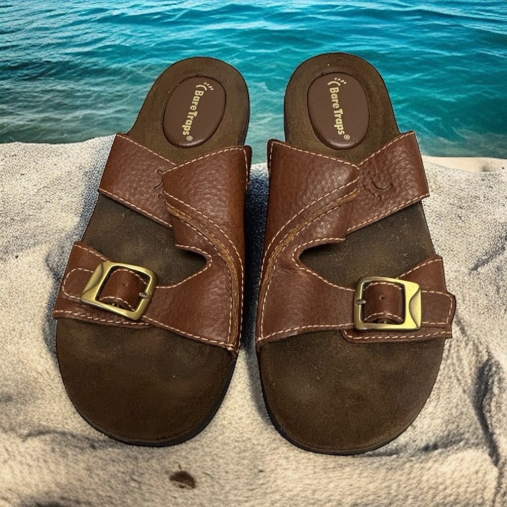 BareTraps Brown Sandals with Buckle 7.5